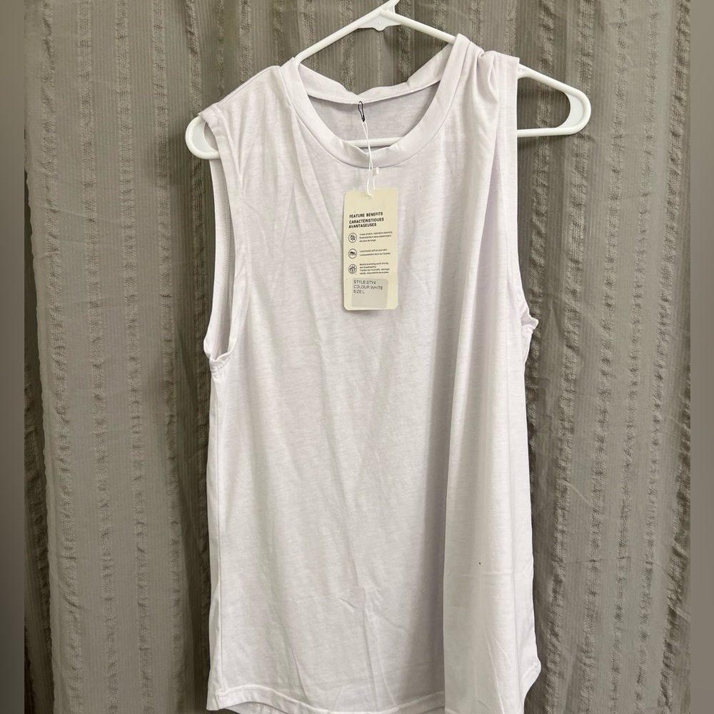 The free yoga tank
